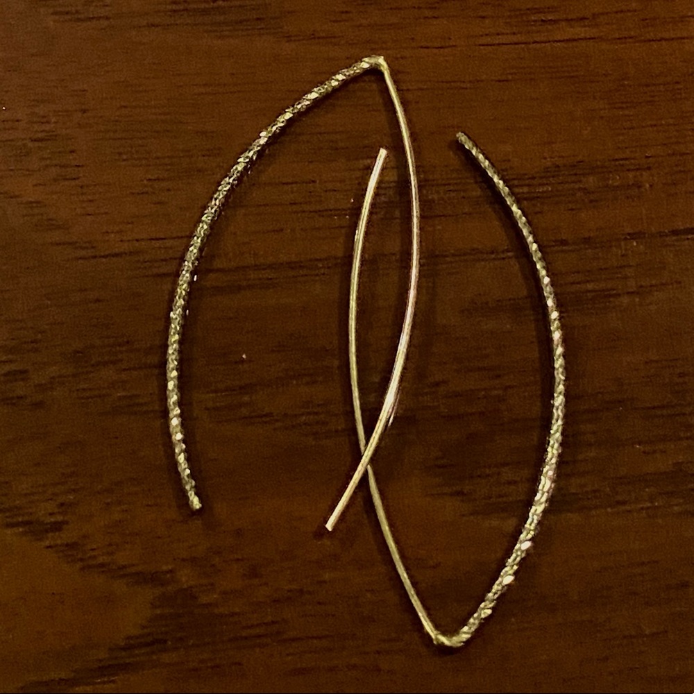HAND MADE GOLD WISHBONE EARRINGS - Picture 4 of 5